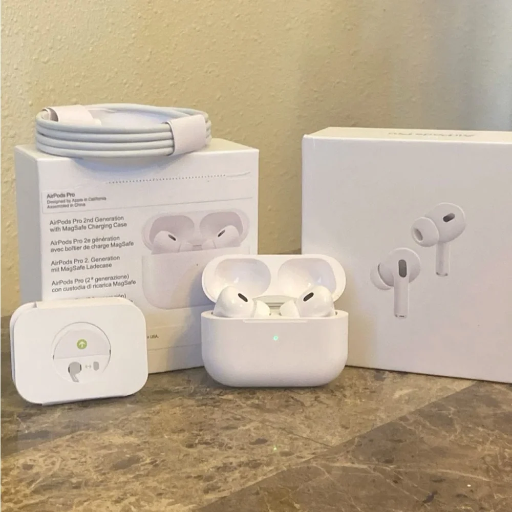 New Apple AirPods Pro (2nd Generation) - White